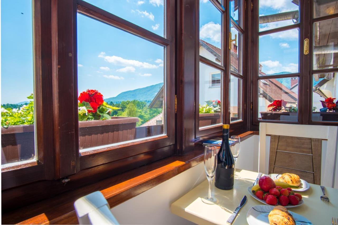 Vila Radolca Apartments & Rooms Radovljica Bagian luar foto