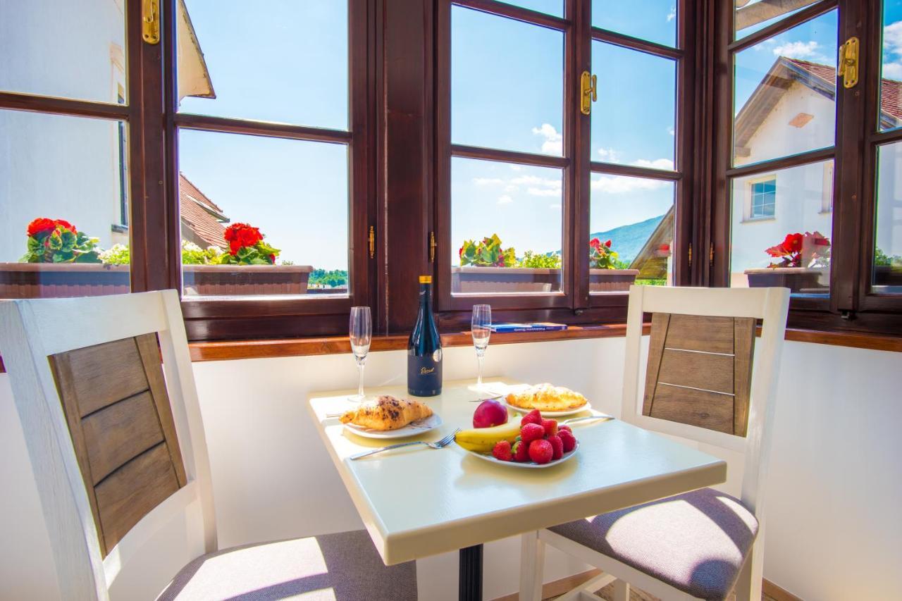 Vila Radolca Apartments & Rooms Radovljica Bagian luar foto