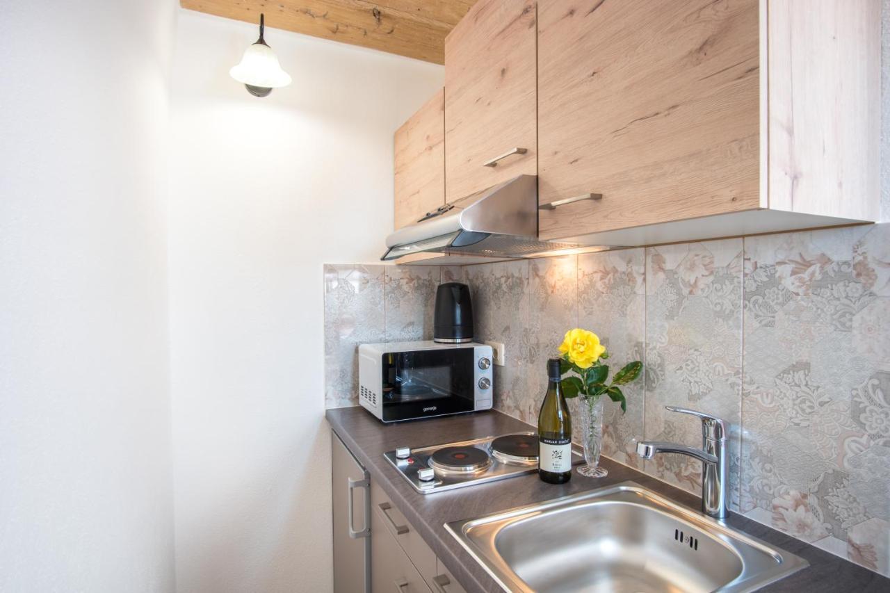 Vila Radolca Apartments & Rooms Radovljica Bagian luar foto