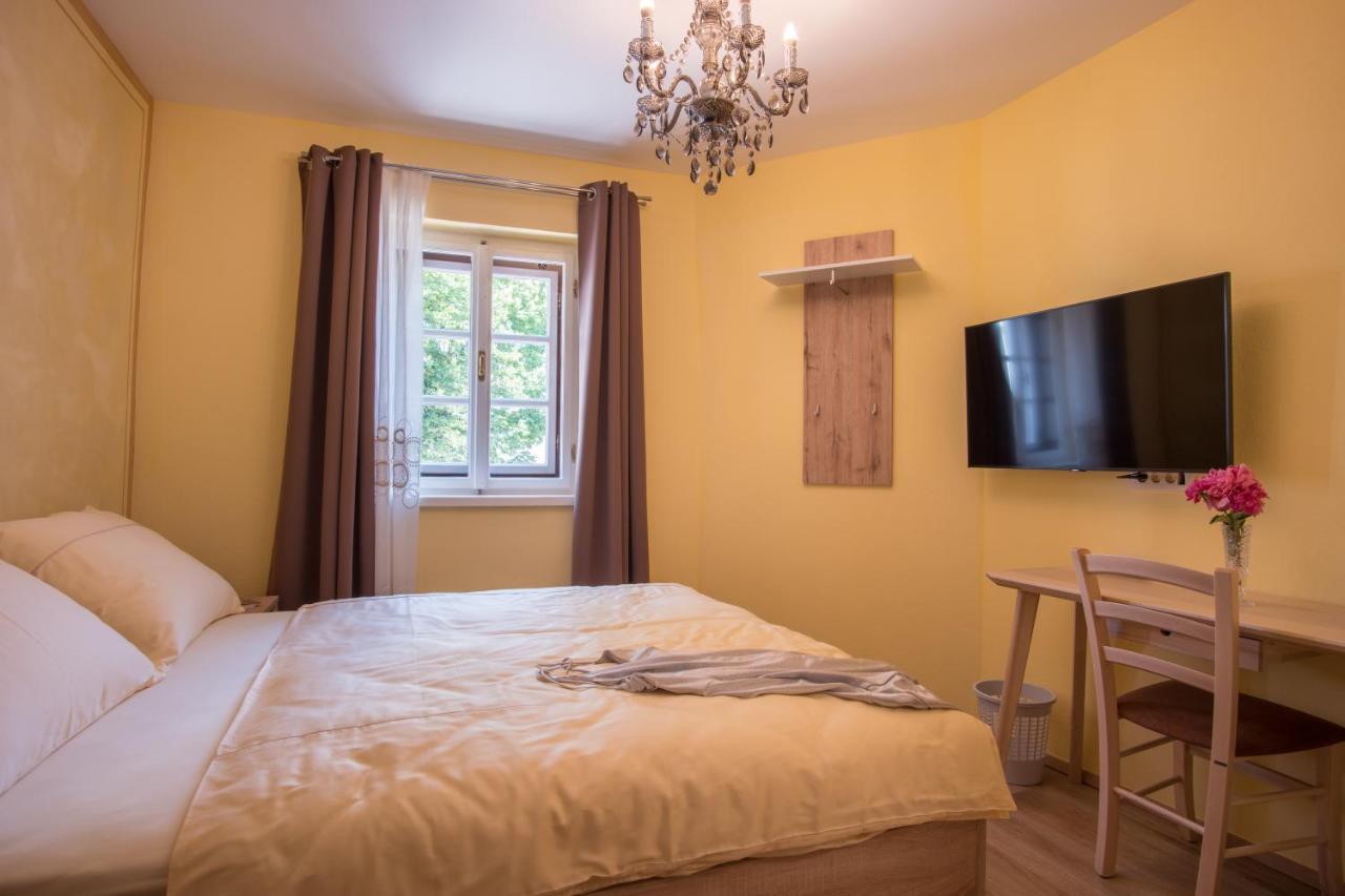 Vila Radolca Apartments & Rooms Radovljica Bagian luar foto
