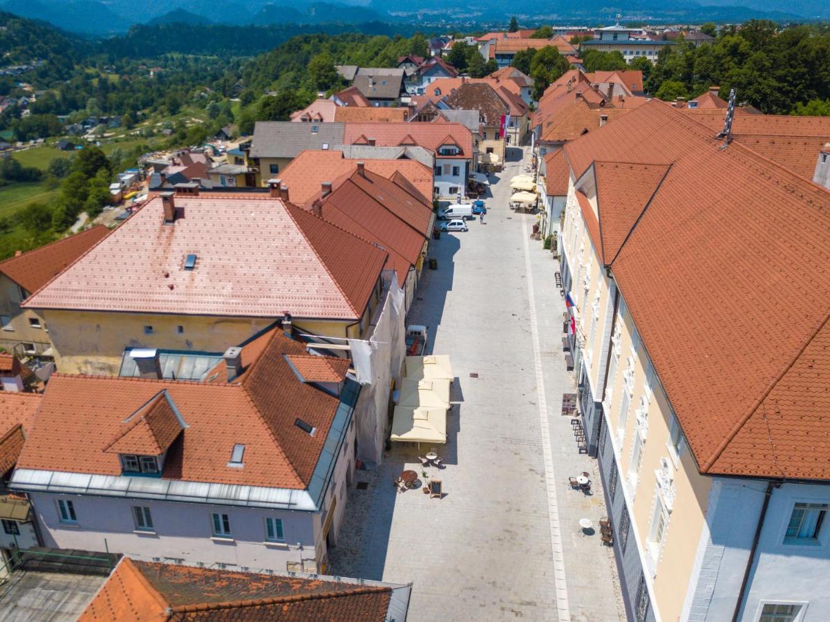 Vila Radolca Apartments & Rooms Radovljica Bagian luar foto
