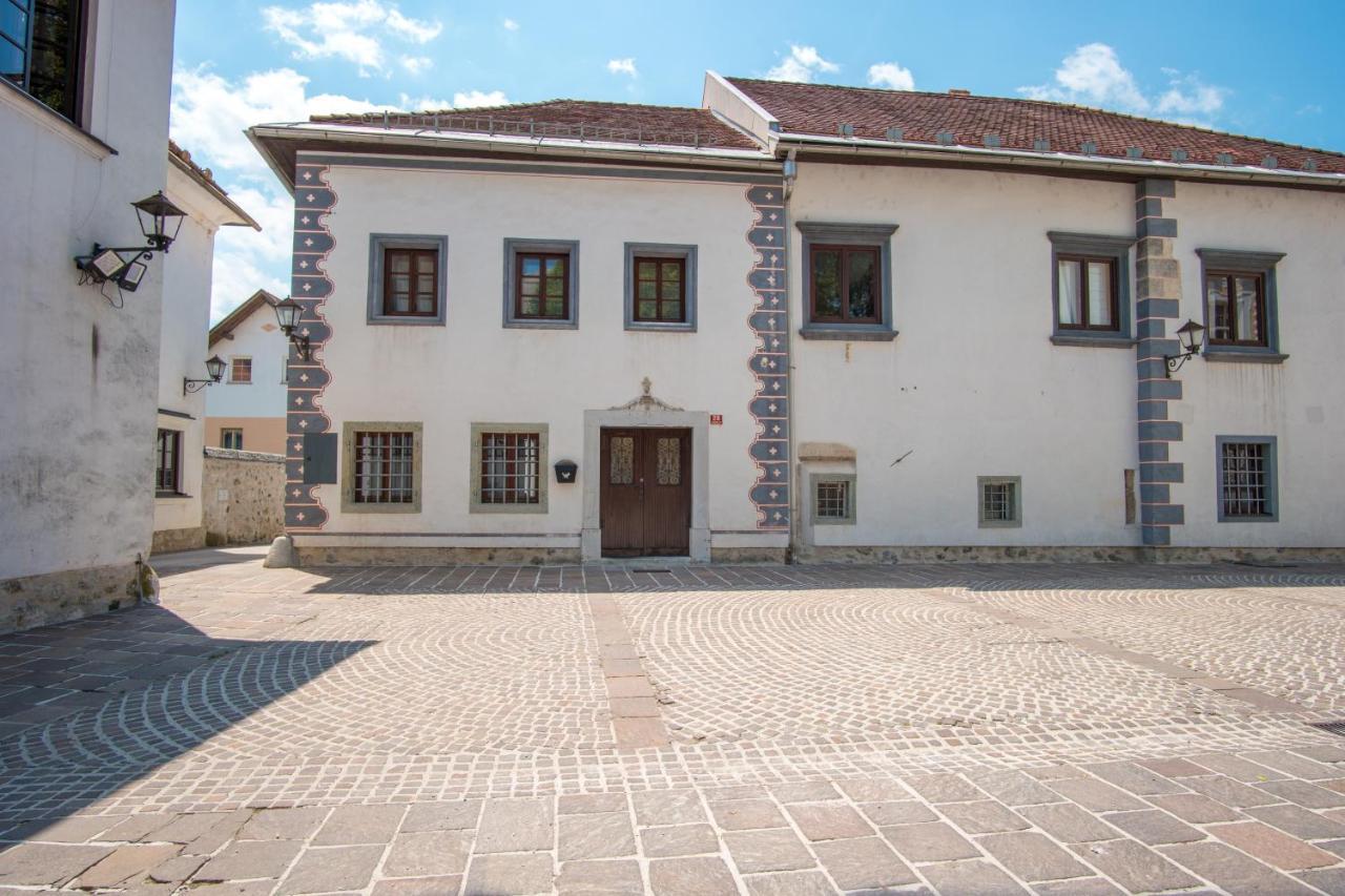 Vila Radolca Apartments & Rooms Radovljica Bagian luar foto