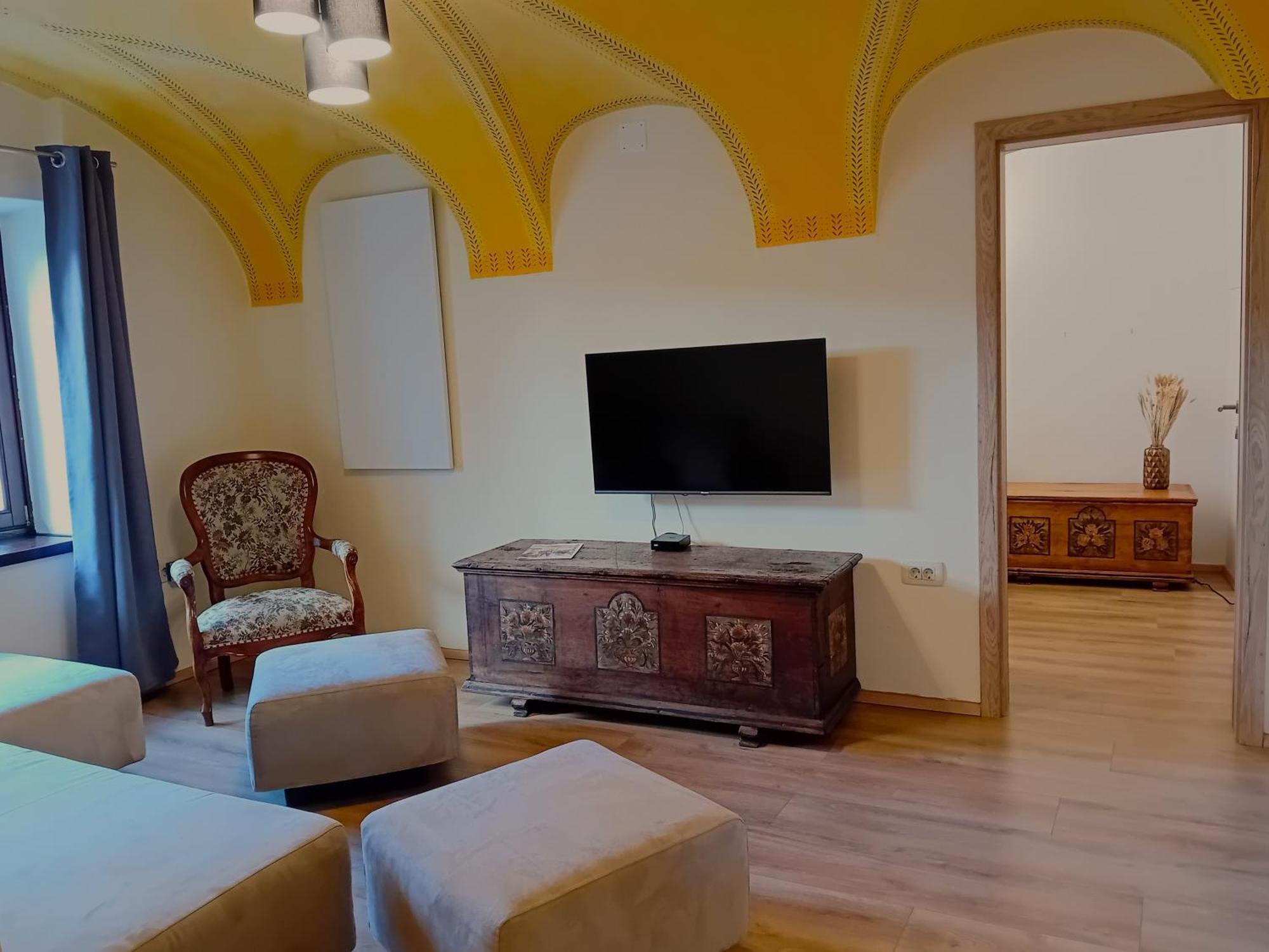 Vila Radolca Apartments & Rooms Radovljica Bagian luar foto